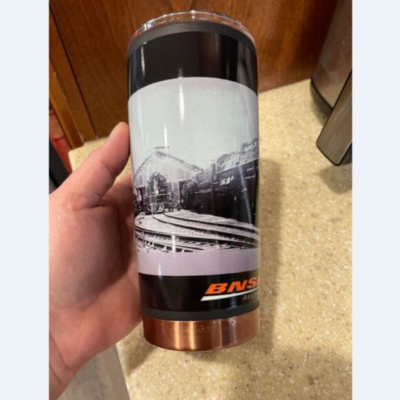 NEW BNSF Railway 20Oz Double Wall Stainless Steel Copper Line Tumbler - Picture 2 of 6